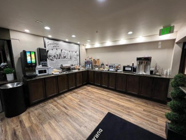 Super 8 By Wyndham Durango Motel Dış mekan fotoğraf