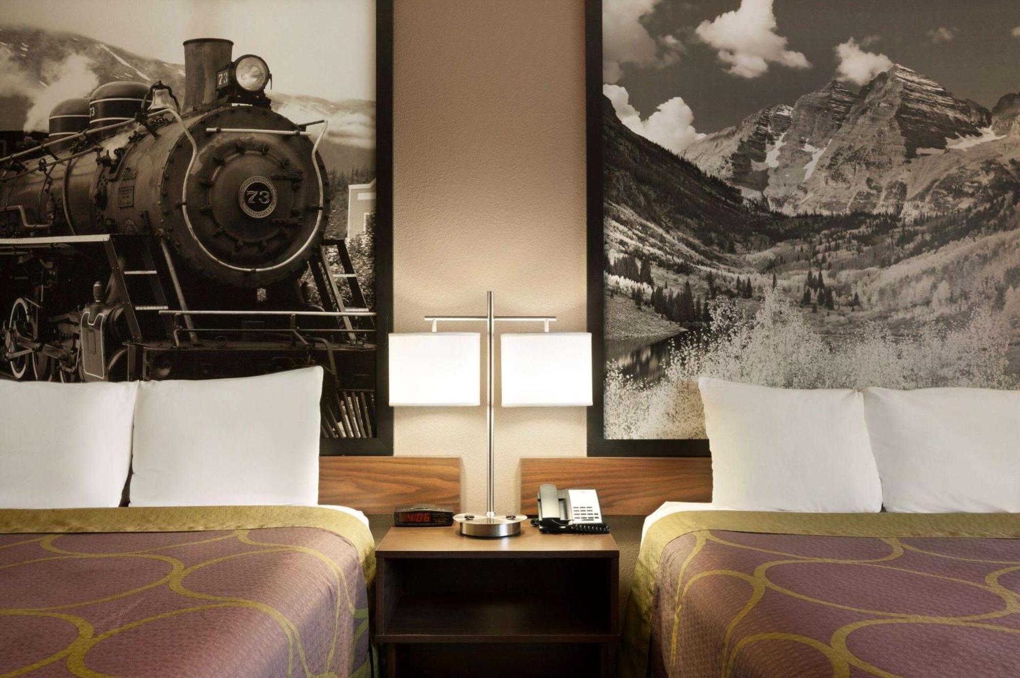 Super 8 By Wyndham Durango Motel Dış mekan fotoğraf