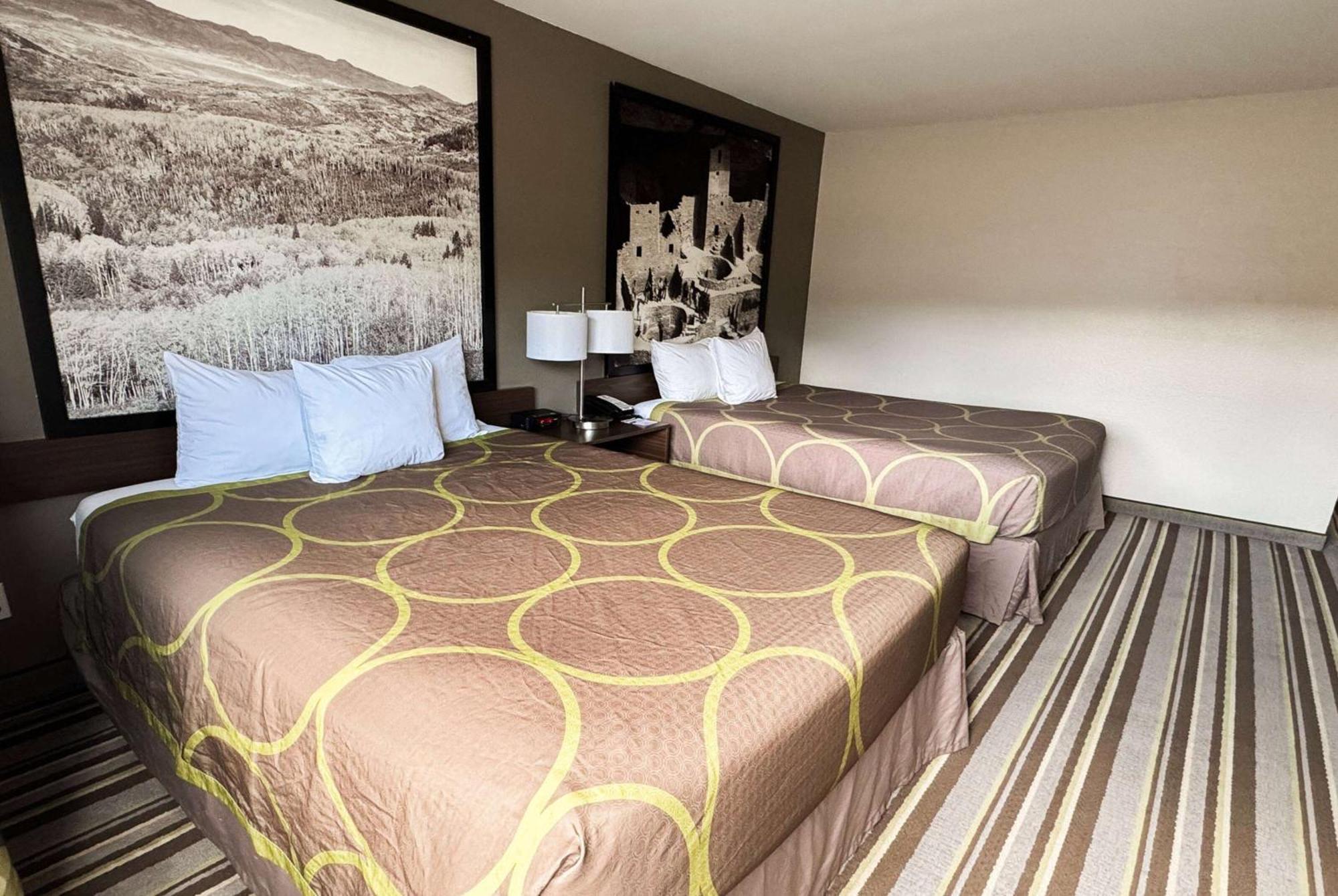Super 8 By Wyndham Durango Motel Dış mekan fotoğraf
